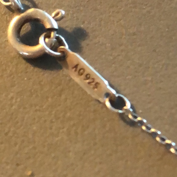 Return to Tiffany 2 hearts - one Tiffany blue enamel, boxed & bagged & authentic - Picture 8 of 11